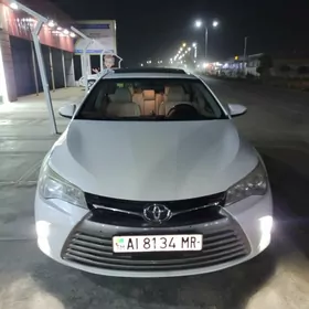 Toyota Camry 2016
