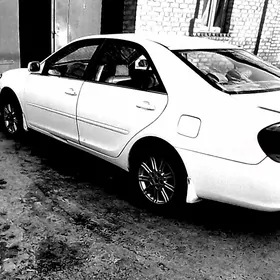 Toyota Camry 2003