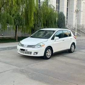 Nissan Versa 2010