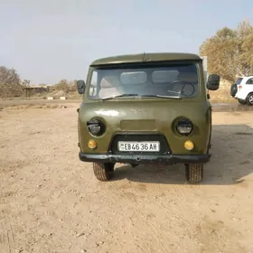 UAZ Profi 1985