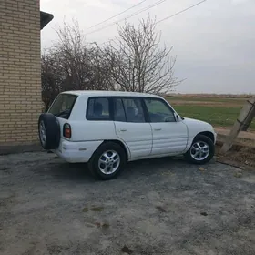 Toyota RAV4 1999