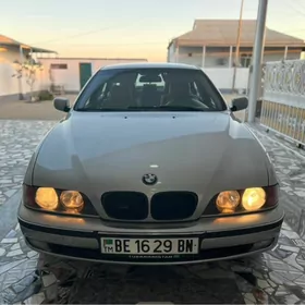 BMW E39 1999