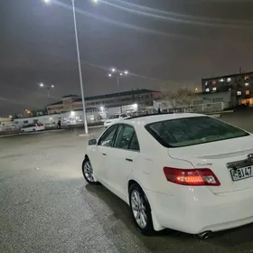 Toyota Camry 2010