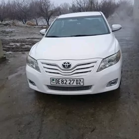 Toyota Camry 2010