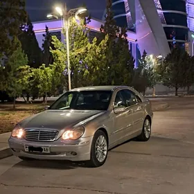 Mercedes-Benz C320 2000