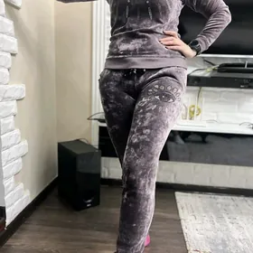 велюровый костюм