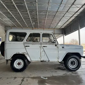 UAZ 469 2000