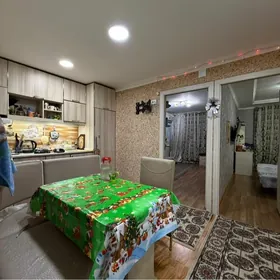 Срочно 2 ком 4 мкр Бомако