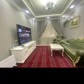 Гаудан В 2 комн. 1 эт.