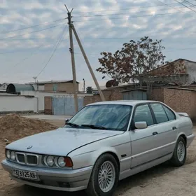 BMW 525 1990