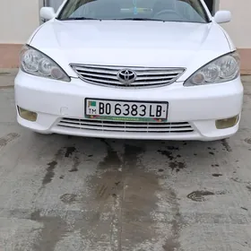 Toyota Camry 2004