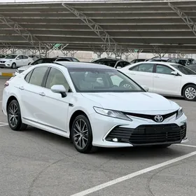 Toyota Camry 2024