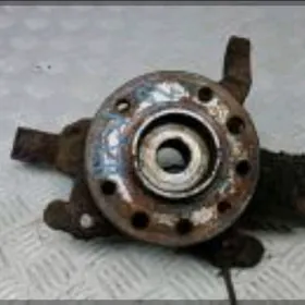 ступица передняя левая Зафира