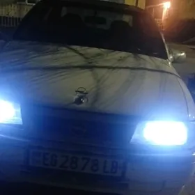 Opel Vectra 1989