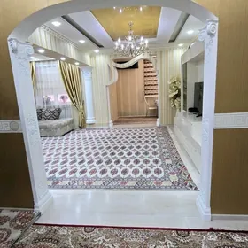  11 мкр 3/3 этаж 4 комнат 