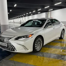 Lexus ES 350 2020