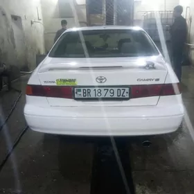 Toyota Camry 1999