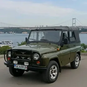 UAZ 469 1998