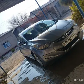 Hyundai Elantra 2011