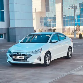 Hyundai Elantra 2020