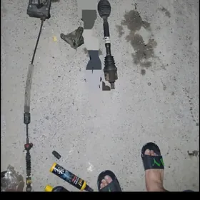 Renault kopka granat kolissa