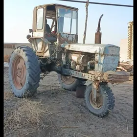 MTZ T-28 1990
