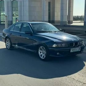 BMW E39 1999