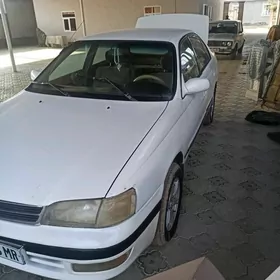 Toyota Corona 1995