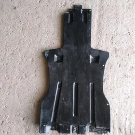 VW Touareg zasita adam