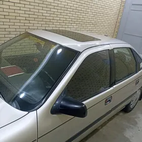 Opel Vectra 1992