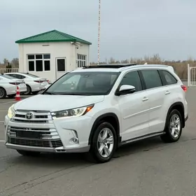 Toyota Highlander 2019