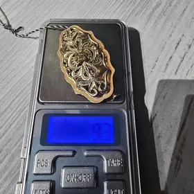 gyzyl brilyant broska