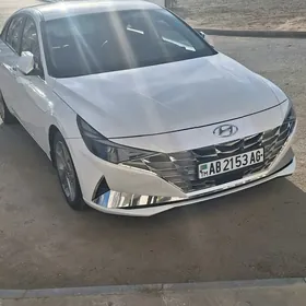 Hyundai Elantra 2021