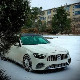 Mercedes-Benz E350 2024