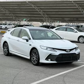 Toyota Camry 2024