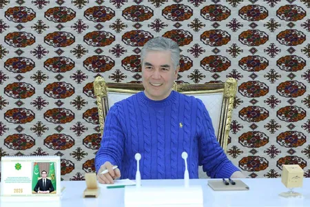 Глава Халк Маслахаты проинспектировал объекты дорожной и жилой инфраструктуры в Аркадаге