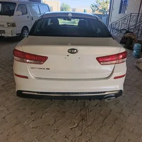 Kia Optima 2020