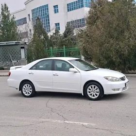 Toyota Camry 2003