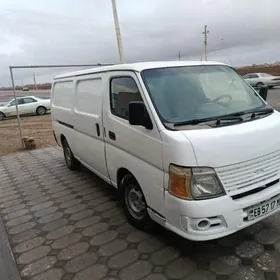 Nissan Urvan 2008