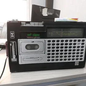 МАГНИТОФОН  КАССЕТНЫ