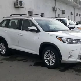 Toyota Highlander 2019