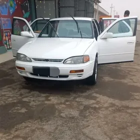Toyota Camry 1995