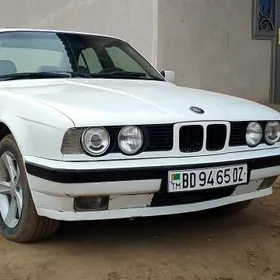 BMW 525 1989