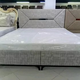 Spalny krowat.2 adamlyk.Кроват