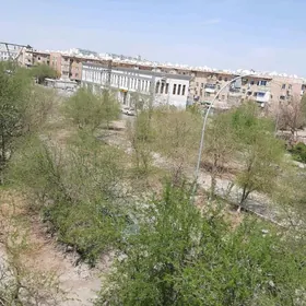 Бульвар . 3 комн квартира