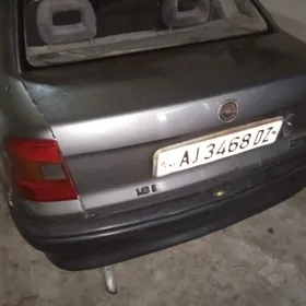 Opel Astra 1992