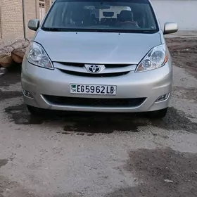 Toyota Sienna 2007