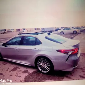 Toyota Camry 2022