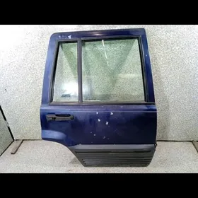 Jeep yzky gapy aynalary