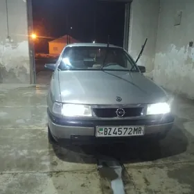 Opel Vectra 1989